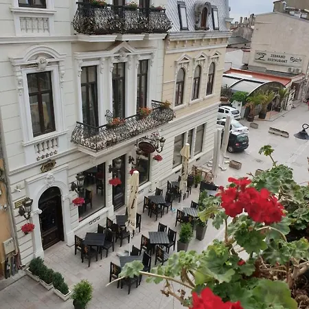 Poesia D'amore Old City Center *